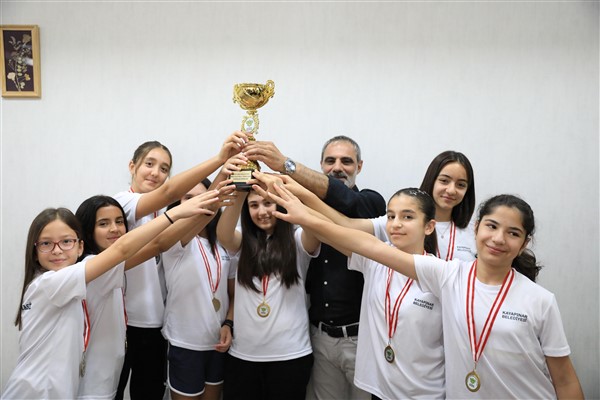 Kayapınar’da Mini Voleybol Turnuvası