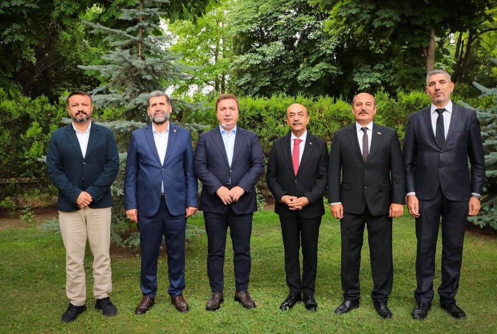 Vali Aydoğdu, eğitim sendikalarının temsilcilerini kabul etti
