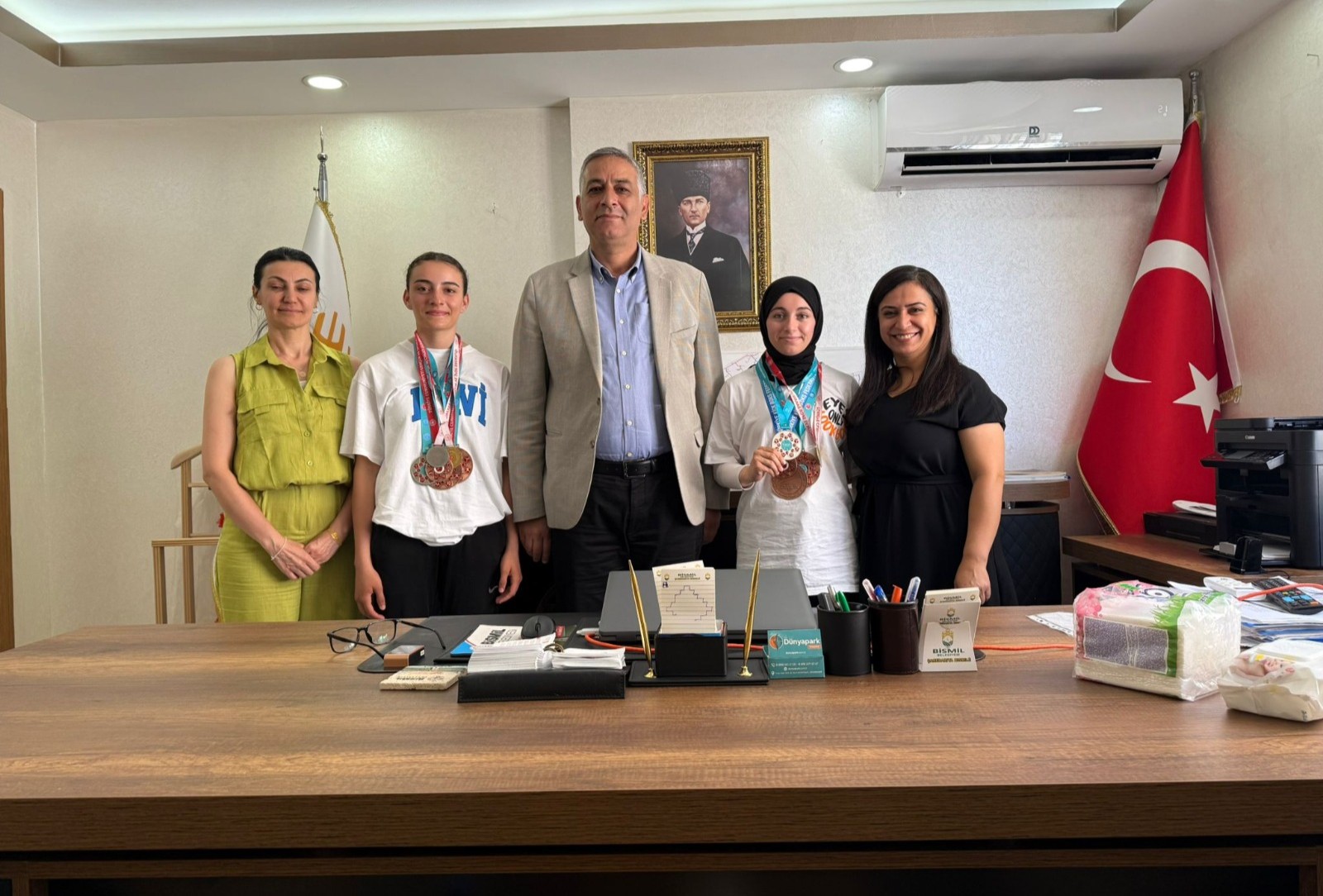 Bismilli genç kadın sporculardan Başkan Tanrıkulu’na ziyaret