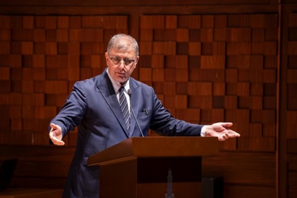 Başkan Tugay: Eksik bilgiyle kamuoyunu yanıltıyorlar