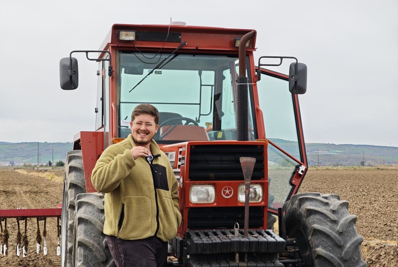 Türk çiftçiler, XAG APC2 otopilot konsolu ile otonom traktörlere geçiyor