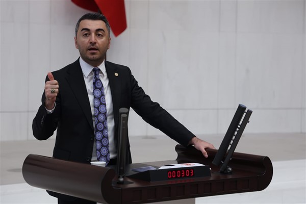 Avşar: İnsanımıza reva gördüğünüz hayat, açlık ve yoksulluk sınırında asgari yaşam mı?