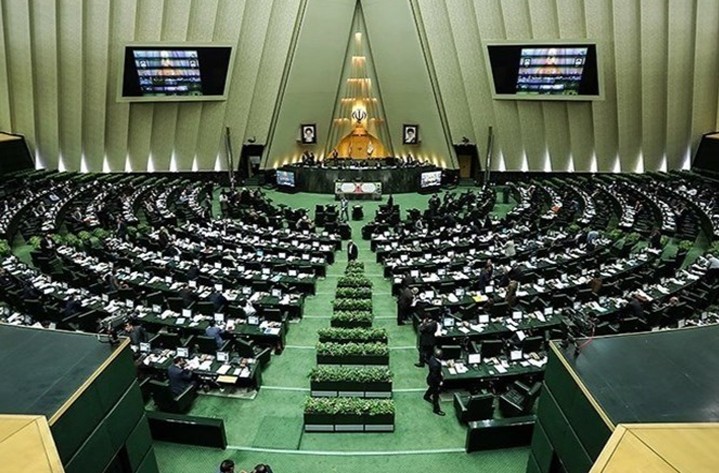 İran NPT’den çekilme planlarını yalanladı