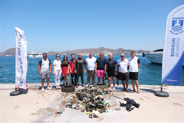 Deniz dibi temizliği Yalıkavak’ta devam etti
