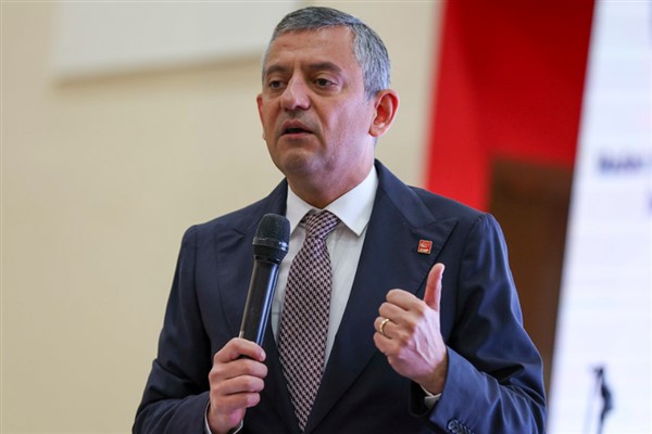 CHP Genel Başkanı Özel’den Babalar Günü mesajı