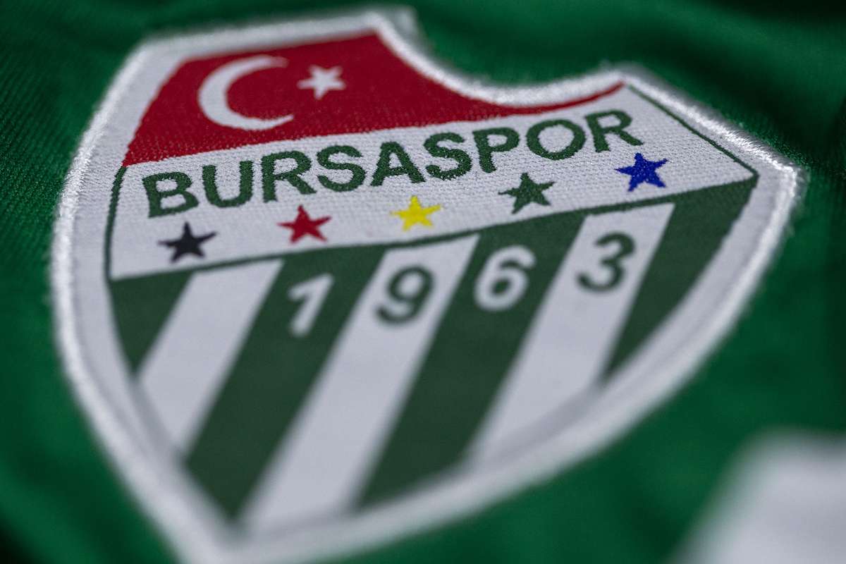 Bursaspor’da forvet transferi TFF’nin kararına göre şekillenecek