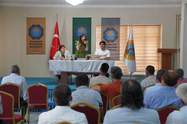 DBB Eş Başkanları, Silvan ve Çermik’te muhtarlarla buluştu