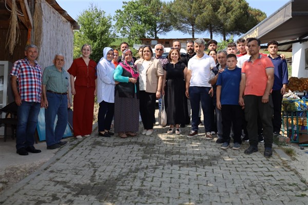İzmit Belediyesi’nden kırsal mahallelere ziyaret