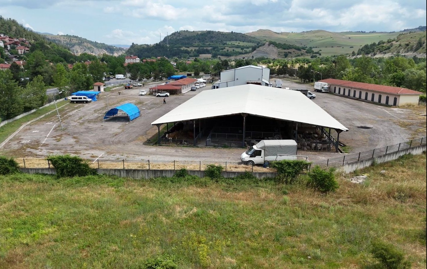 Karabük Belediyesi, kurban satış noktası ve ücretsiz servis saatlerini açıkladı