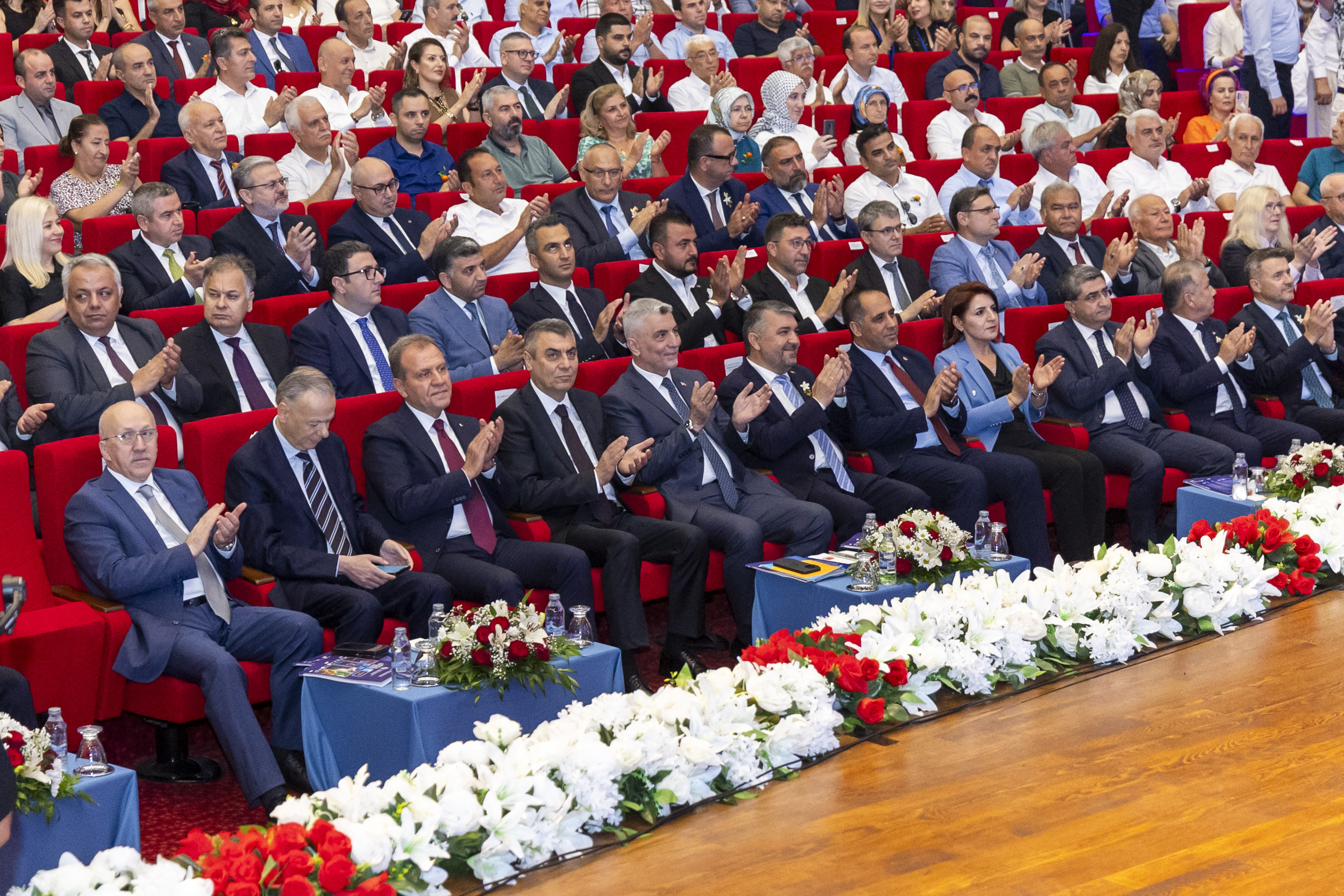 Başkan Seçer, Mersin Ekonomi Zirvesi Sonuç Bildirge Toplantısı’na katıldı
