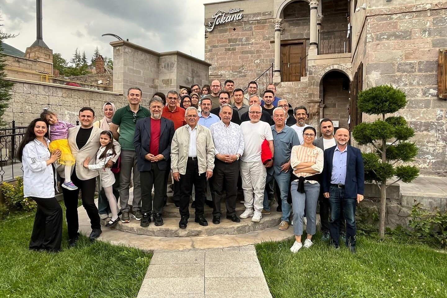 Başkan Büyükkılıç, doktorlarla bir araya geldi