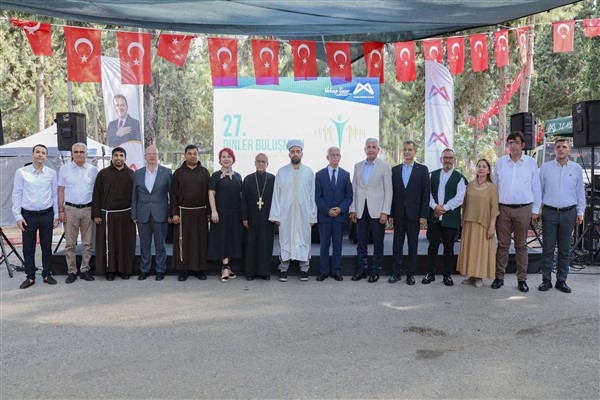Mersin’de 27. Dinler Buluşması gerçekleştirildi