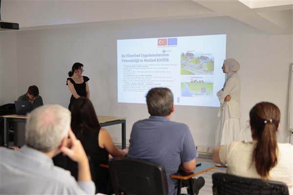 Konak Belediyesi’nden gençlerle iklim buluşması