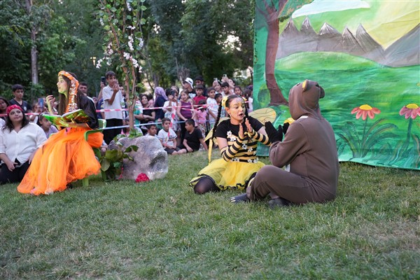 Gezici Çocuk Tiyatro Günleri Ergani, Hazro ve Hani’de