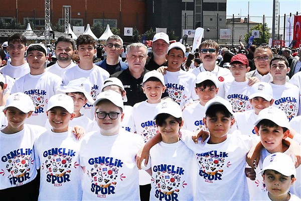 Bahçelievler’de sporla birlik mesajı