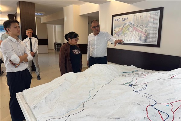 Erciyes A.Ş’den Çin heyetine kültür ve turizm sunumu