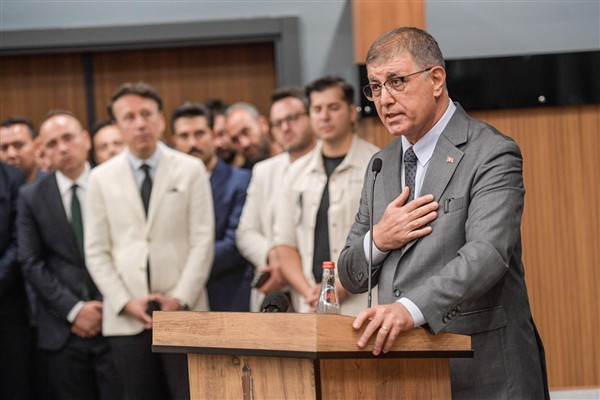 Başkan Tugay: Bu şehrin hizmetinde olmak onurdur