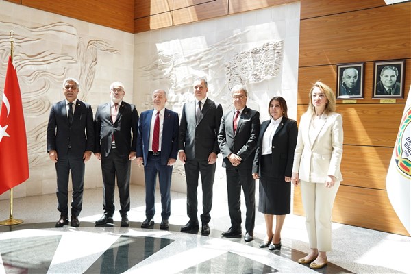 Özdağ’dan Türkiye Barolar Birliği Başkanı Sağkan’a ziyaret