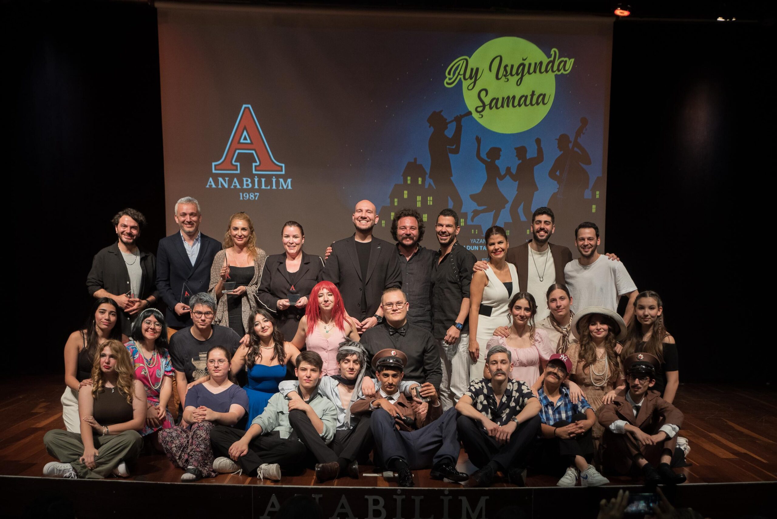 Geleceği sahneye taşıyan gece: Anabilim Kültür ve Sanat Gala Gecesi