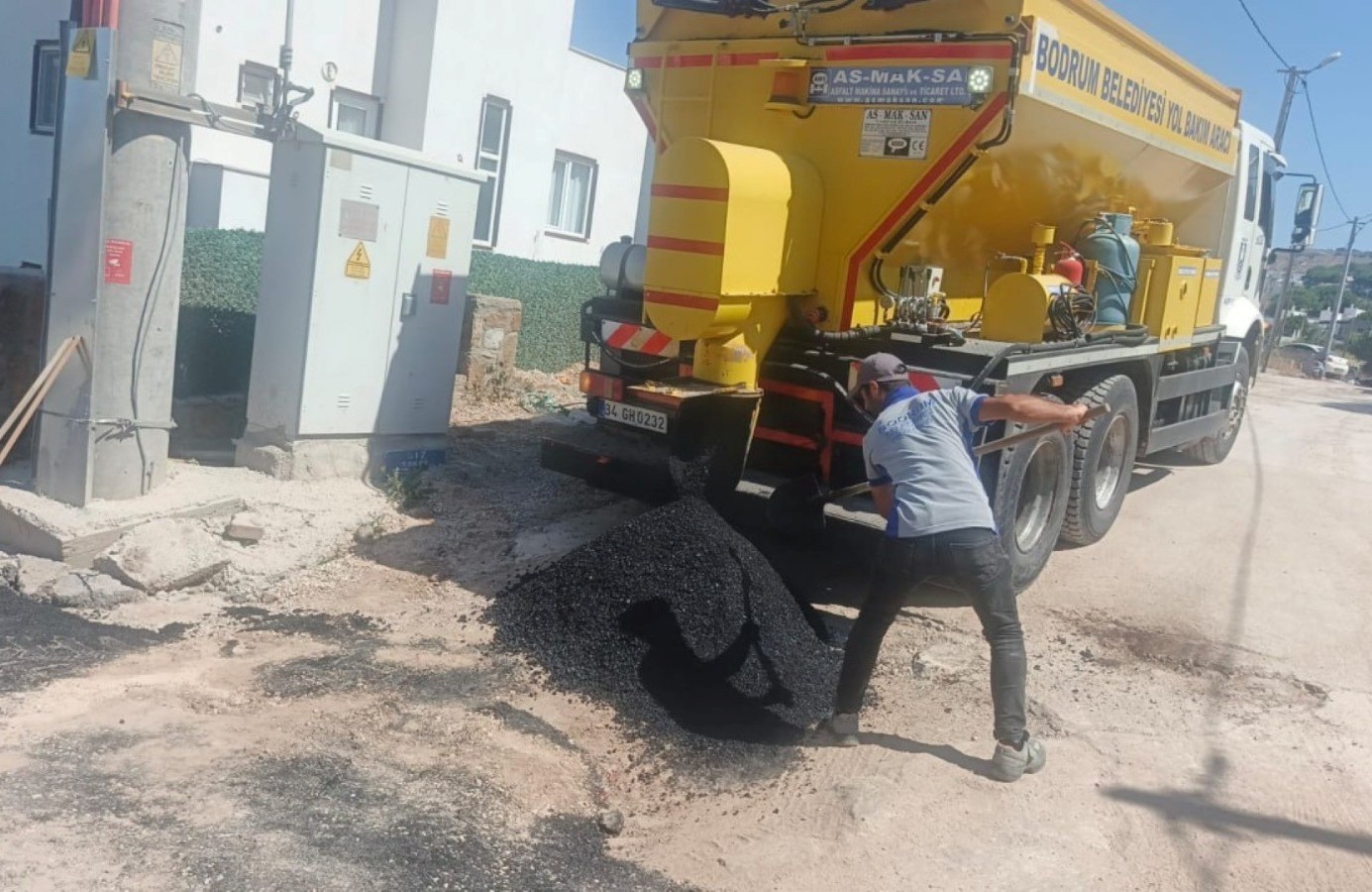 Bodrum Belediyesi’nden üstyapı çalışması