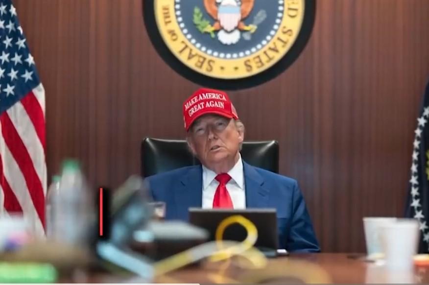 Trump, İran’da rejim değişikliğini ima etti