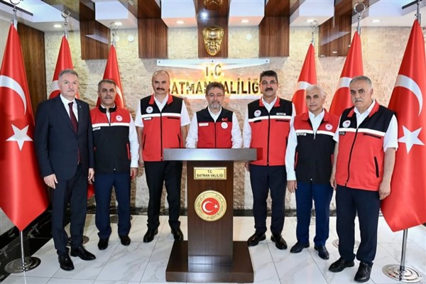 Bakan Yumaklı’dan Batman Valiliği’ne ziyaret