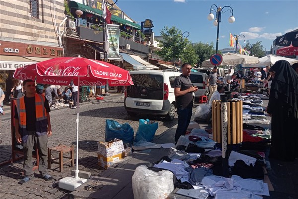 Dağkapı’da seyyar satıcı yoğunluğu