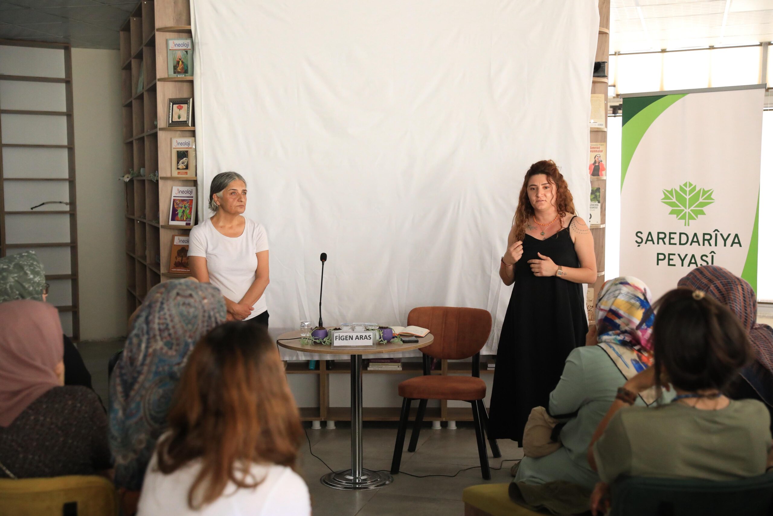 “Mezopotamya’da Kadın Direniş Gelenekleri” paneli yapıldı