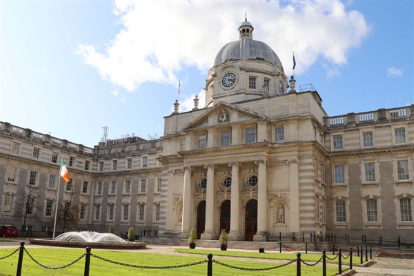 Harris: Tüm tarafların itidal, diplomasi ve anlamlı diyaloğa ihtiyacı var