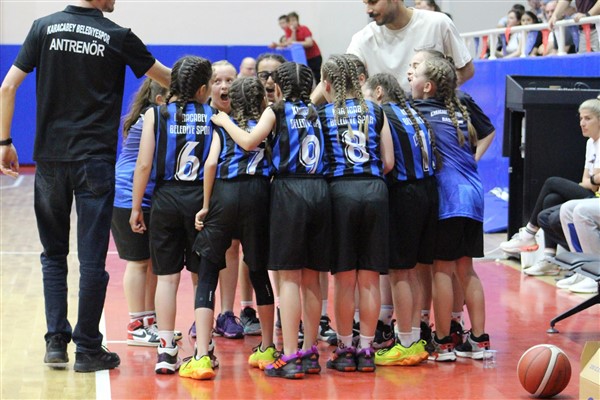 Karacabey temsilcileri sezonu play-off ve final etabında tamamladı