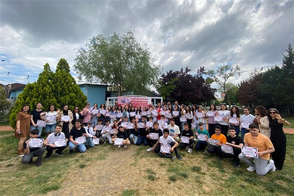 Çınar Akademi LGS Merkezi, ilk mezunlarını verdi