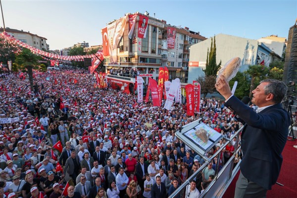 CHP Genel Başkanı Özel, Tekirdağ’da ‘Millet İradesine Sahip Çıkıyor’ mitingine katıldı