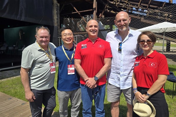 Alanya Belediye Başkan Danışmanı Açıkalın, Çekya’daki organizasyona katıldı