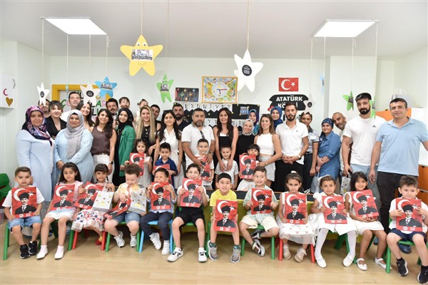 Kepez’in kreşlerinde karne coşkusu