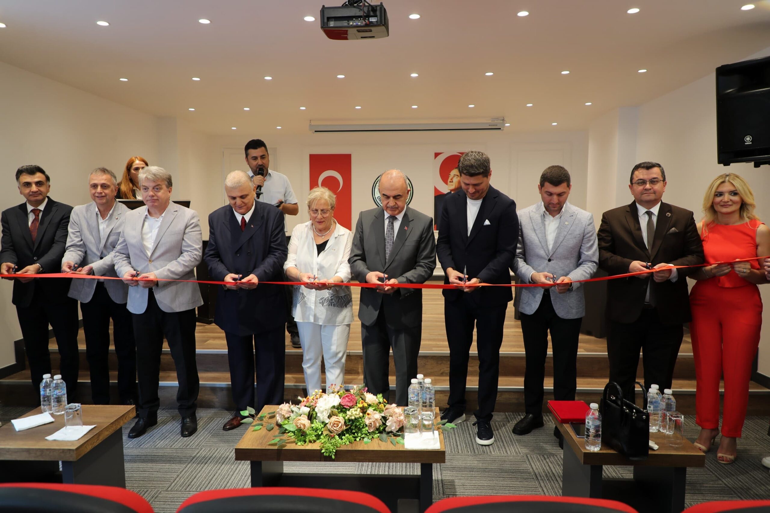 Vali Erol, Ordu Fen Lisesi Fahriye Mağden Konferans Salonu açılışına katıldı