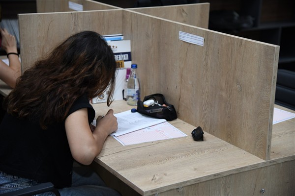 TYT’ye hazırlanan öğrencilere deneme sınavı desteği