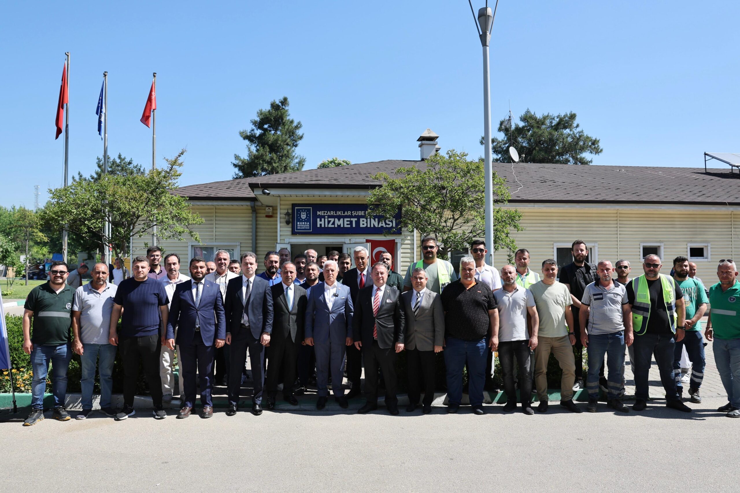 Başkan Bozbey, belediye personeliyle bayramlaştı