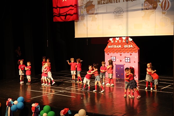 Nilüfer Belediyesi kreşlerinde yıl sonu etkinliği