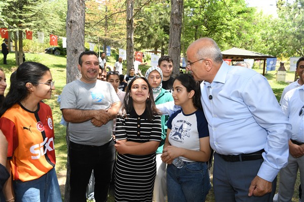 Başkan Er, LGS öncesi öğrencilerle piknikte buluştu