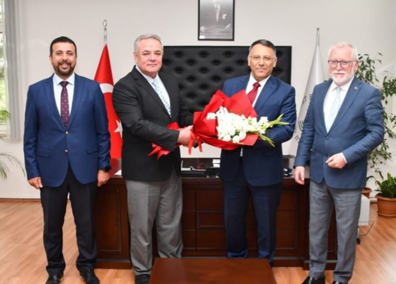 Rektör Gürel, Bolu Abant İzzet Baysal Üniversitesi’nde devir teslim törenine katıldı