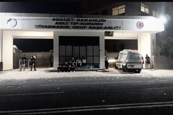 Ergani’de 9 yaşındaki çocuk bıçaklanarak öldürüldü