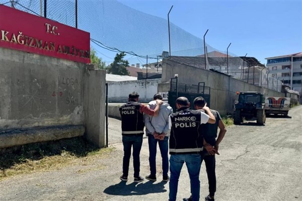 Kars’ta uyuşturucu operasyonu