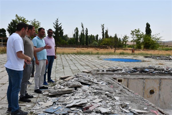 Beylikova’daki atıl kalan aquapark yenileniyor