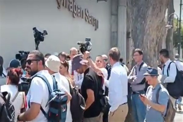 Rus heyeti, Ukrayna ile görüşmek üzere İstanbul’a indi