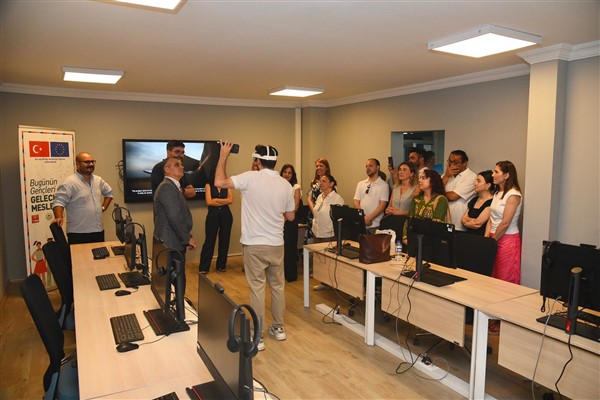 Giresun Dijital Gençlik Merkezi açıldı