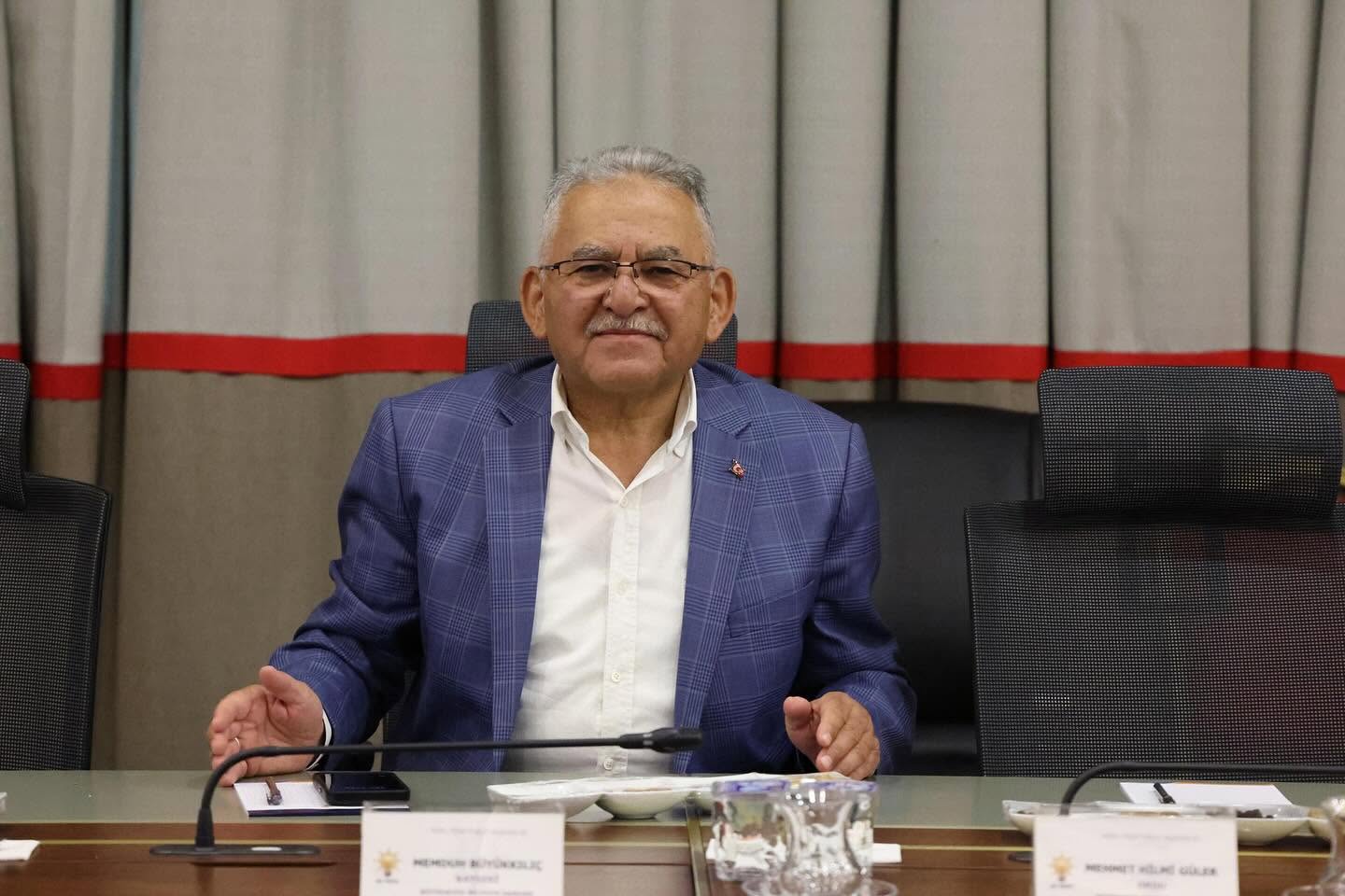 Başkan Büyükkılıç, AK Parti Yerel Yönetimler İstişare Toplantısı’na katıldı