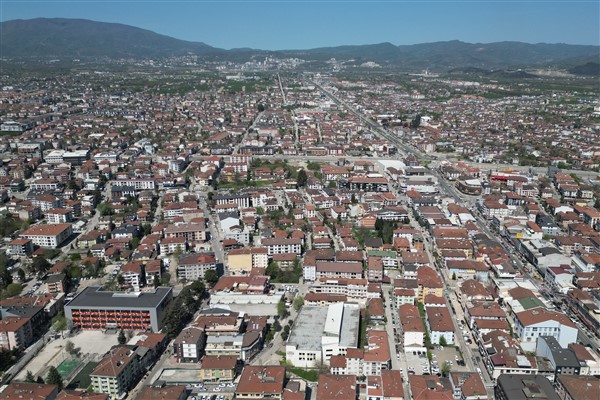 Düzce’de kaçak yapılarla mücadele sürüyor