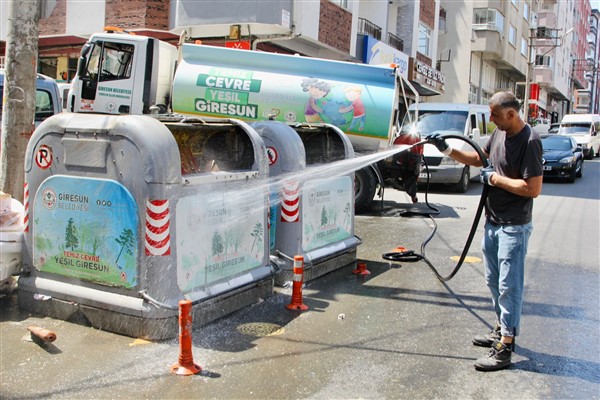 Giresun Belediyesi’nden temizlik çalışması
