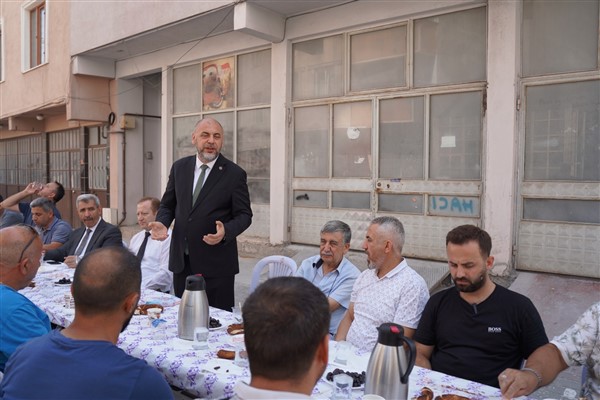 Başkan Aydın, Muradiye Mahallesi esnaflarıyla kahvaltıda buluştu