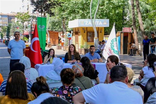 Yenişehir Belediyesi meclisi halkla birlikte toplandı